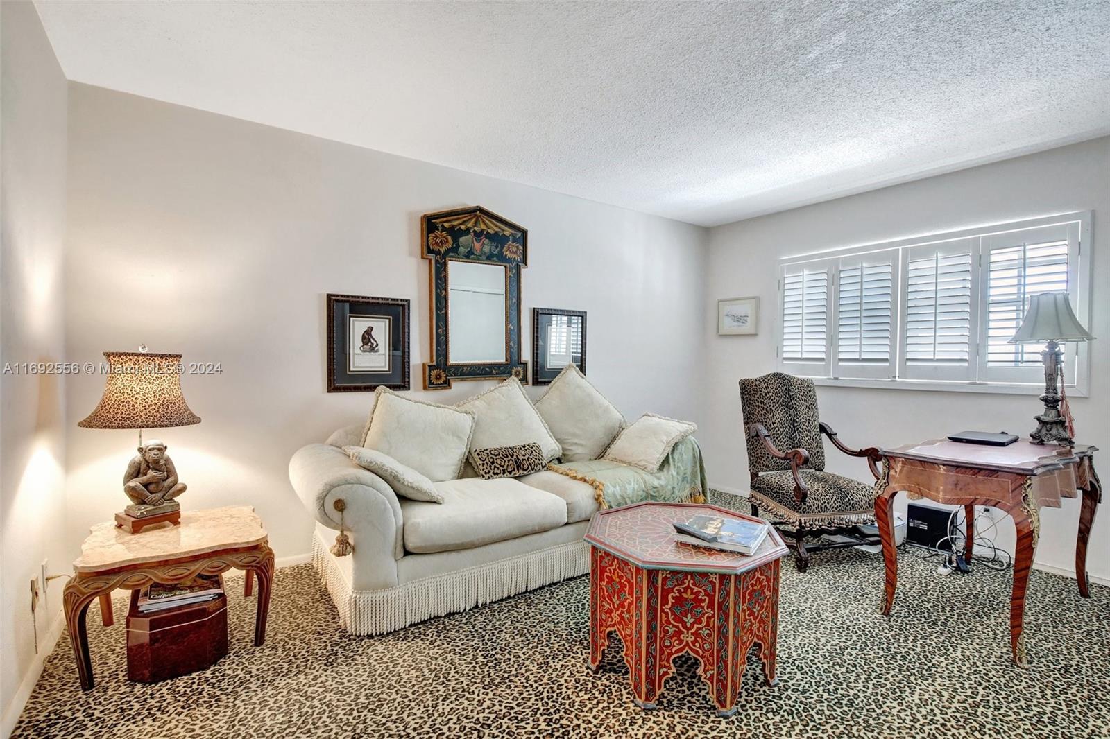 ISLE OF PARADISE CO-OP - Residential