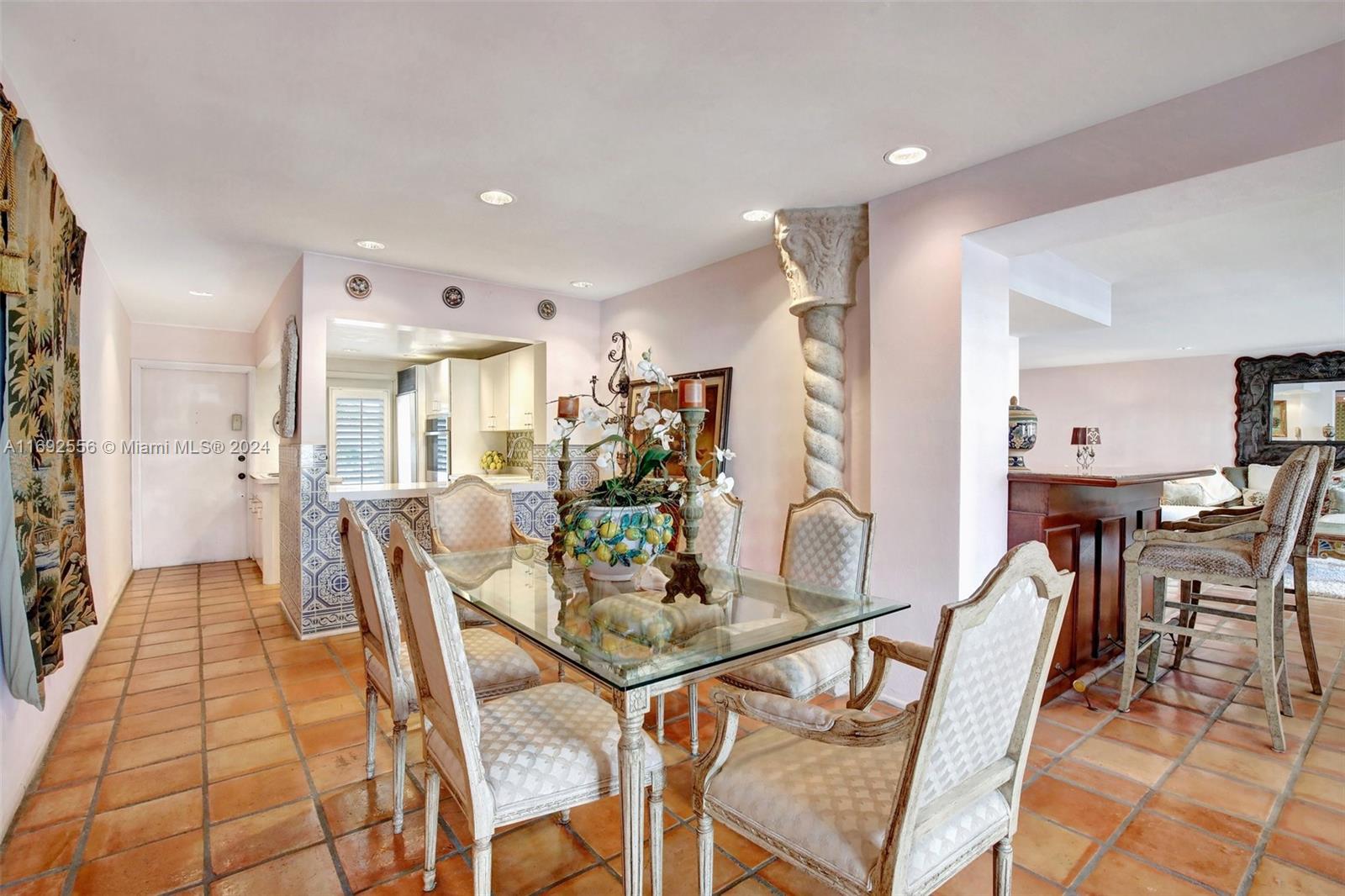 ISLE OF PARADISE CO-OP - Residential
