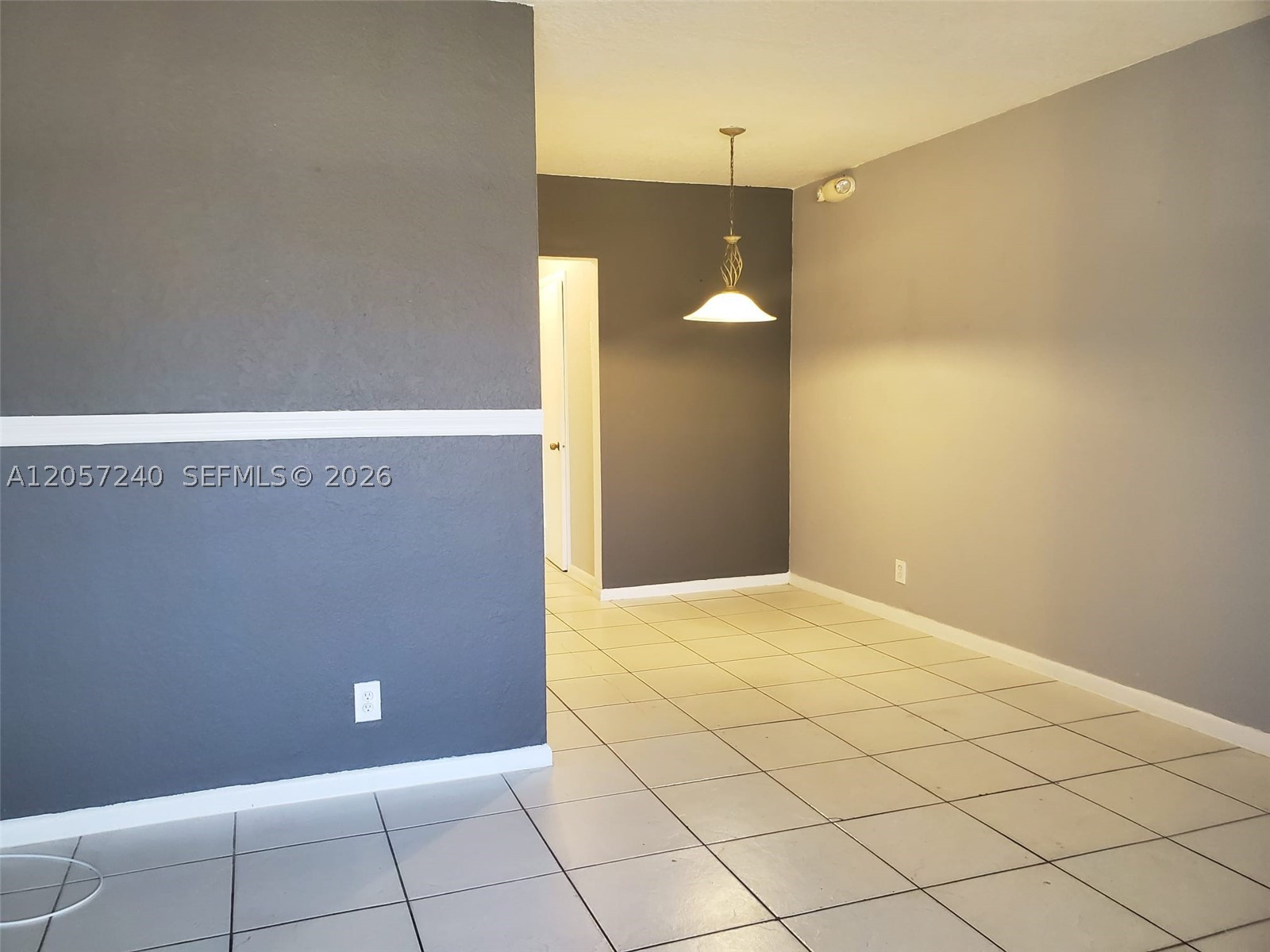 PARK SIDE MANOR D CONDO I - Residential