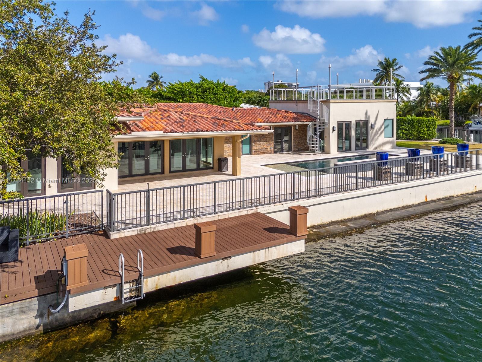 KEYSTONE ISLAND NO 3 - Residential