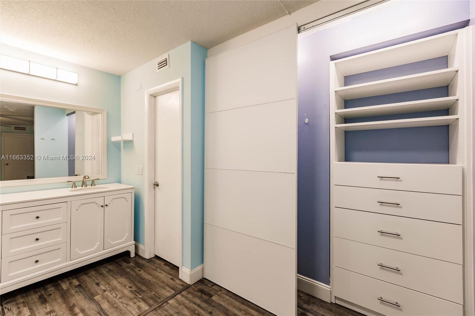 GARDEN LAKES AND GARDEN S - Residential Lease