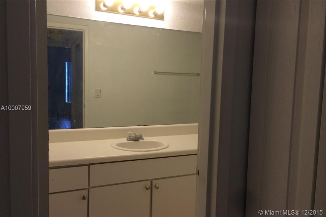 Doral Gardens Condo II - Residential Lease
