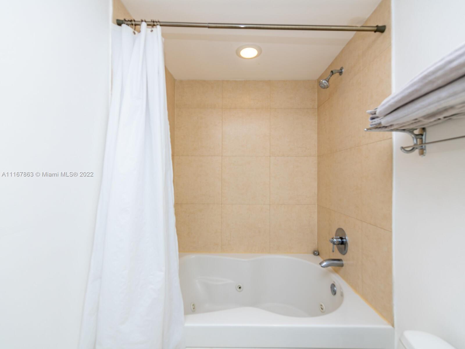 50 BISCAYNE CONDO - Residential
