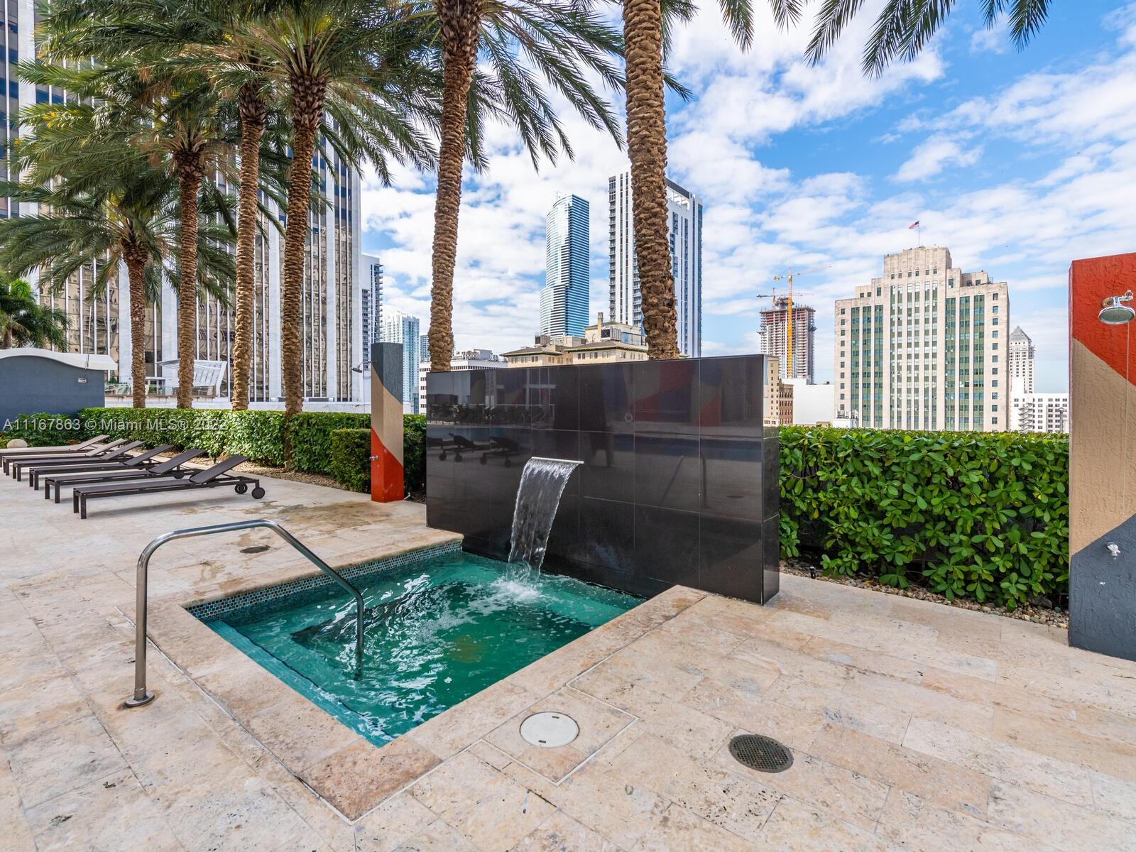 50 BISCAYNE CONDO - Residential