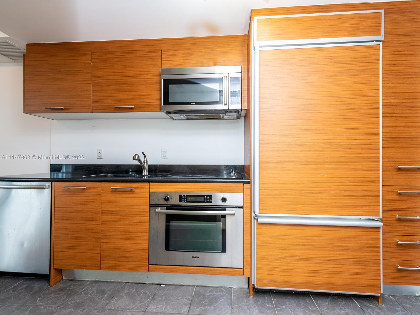 50 BISCAYNE CONDO - Residential