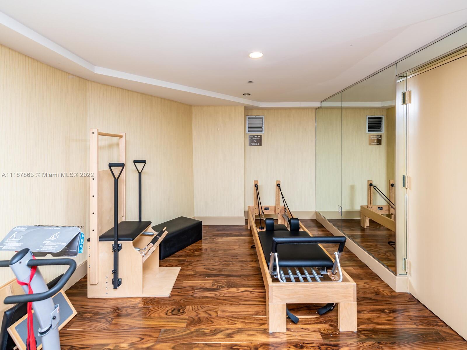 50 BISCAYNE CONDO - Residential