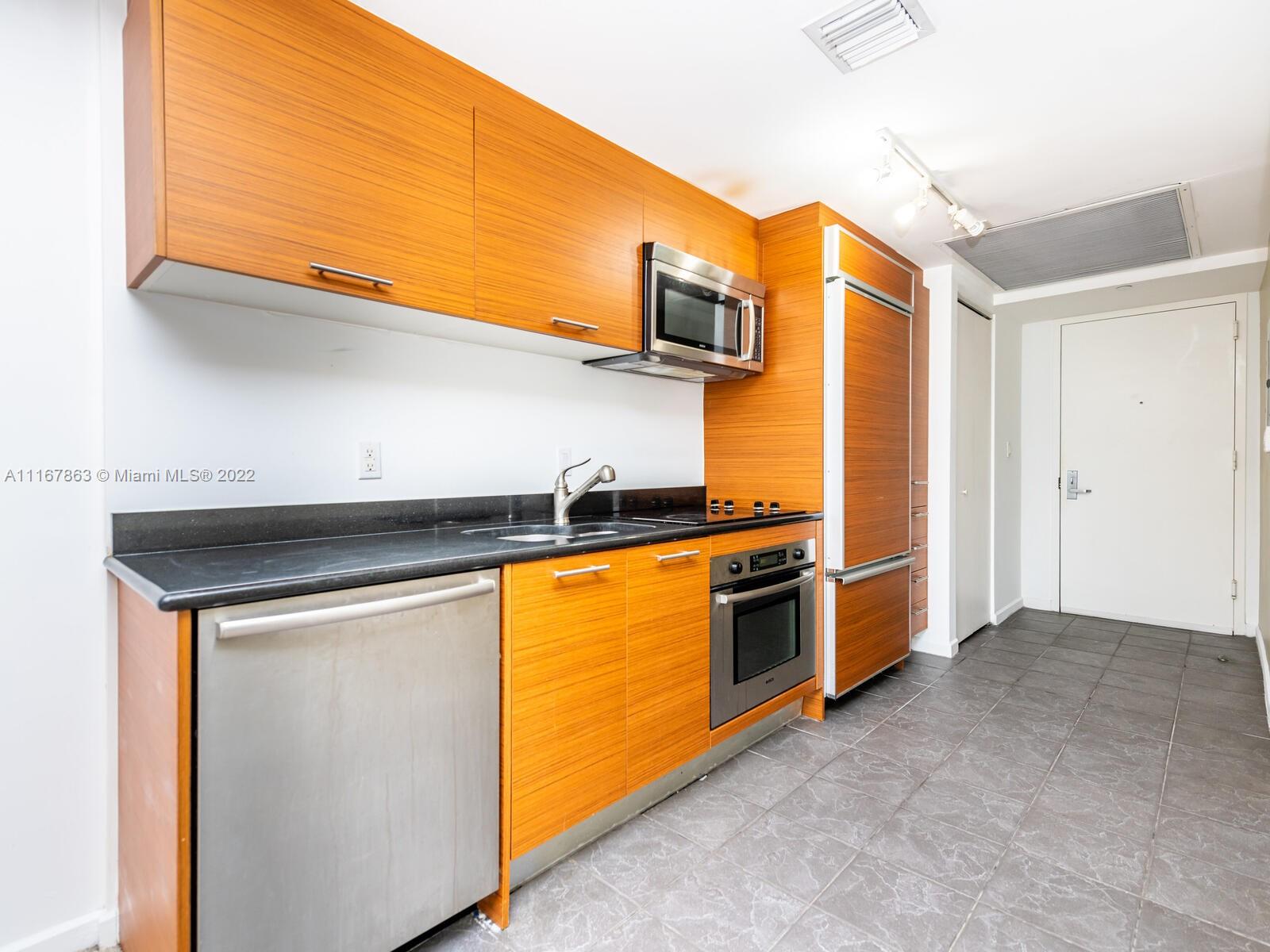 50 BISCAYNE CONDO - Residential