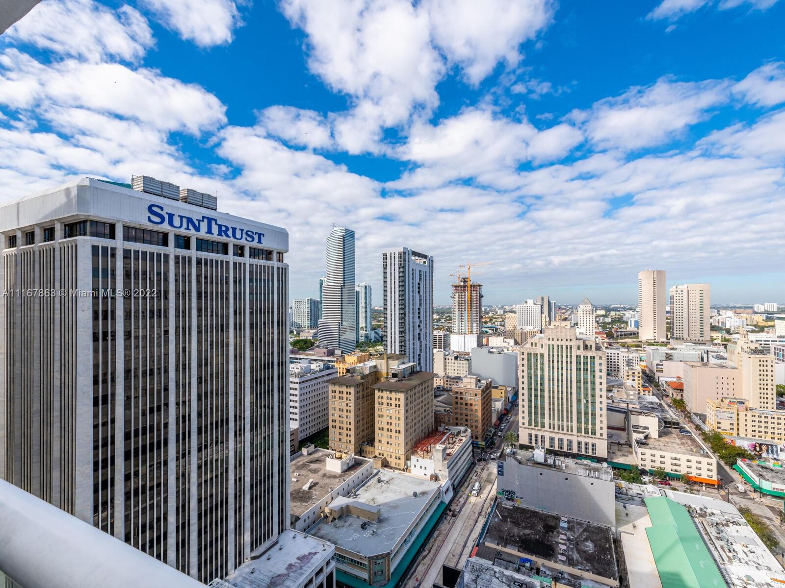 50 BISCAYNE CONDO - Residential