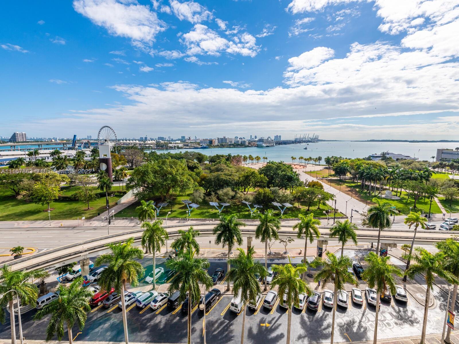 50 BISCAYNE CONDO - Residential