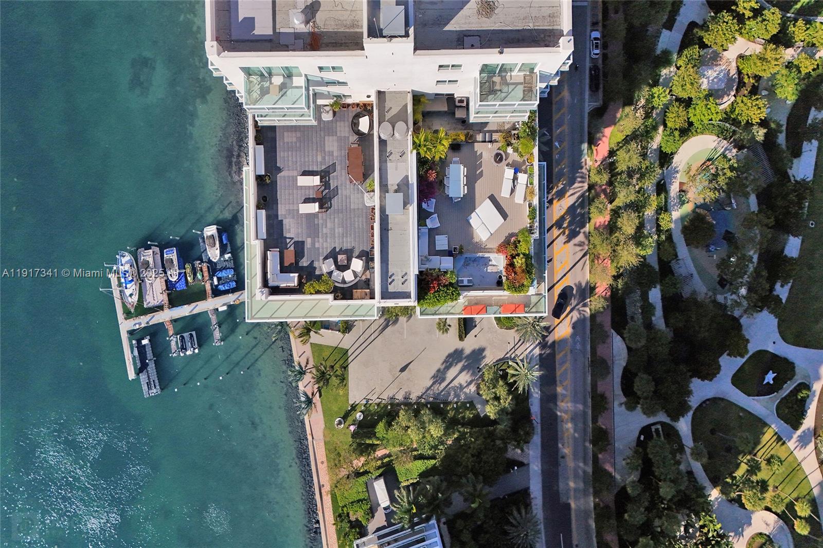 THE FLORIDIAN CONDO - Residential