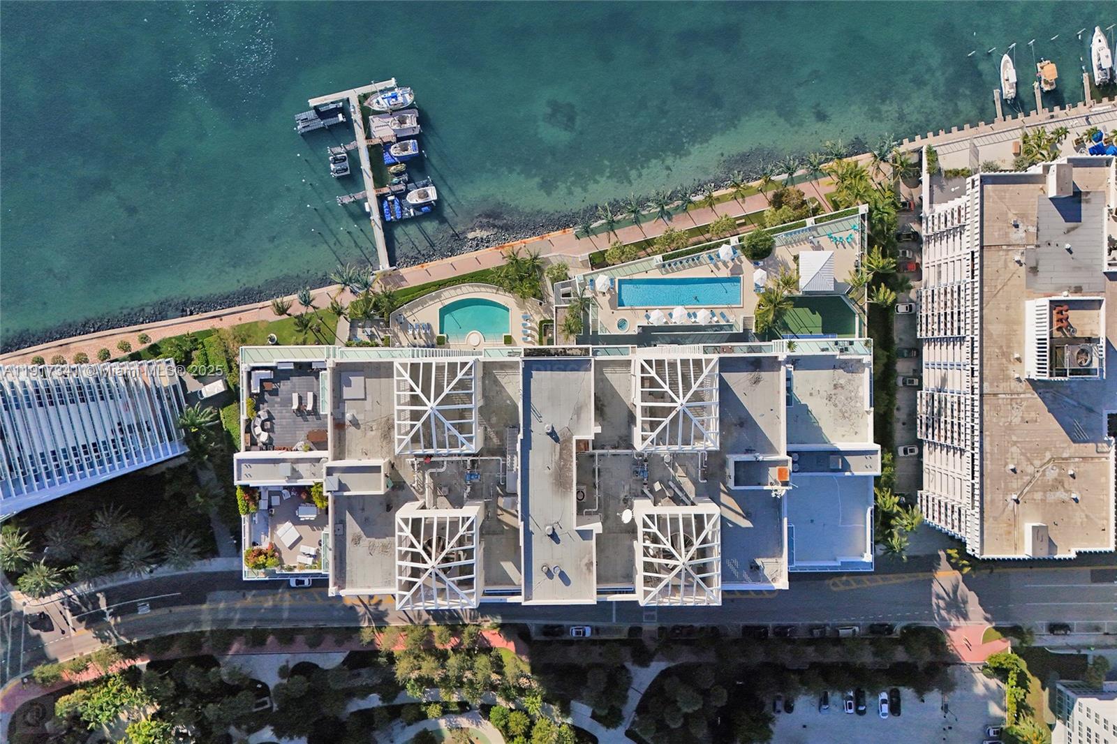 THE FLORIDIAN CONDO - Residential
