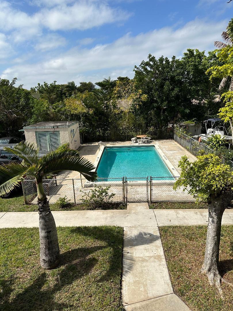 SUZANNE GARDEN APTS CONDO - Residential Lease
