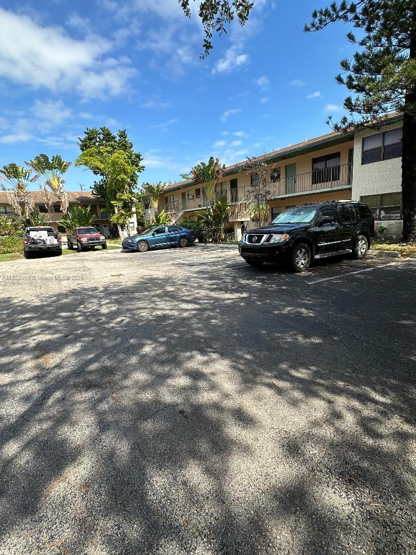 SUZANNE GARDEN APTS CONDO - Residential Lease