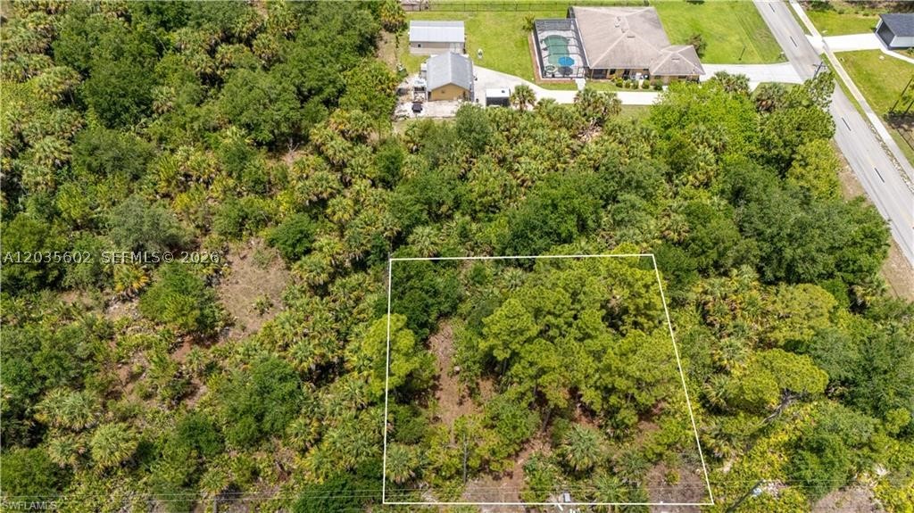 LEHIGH ACRES - Land