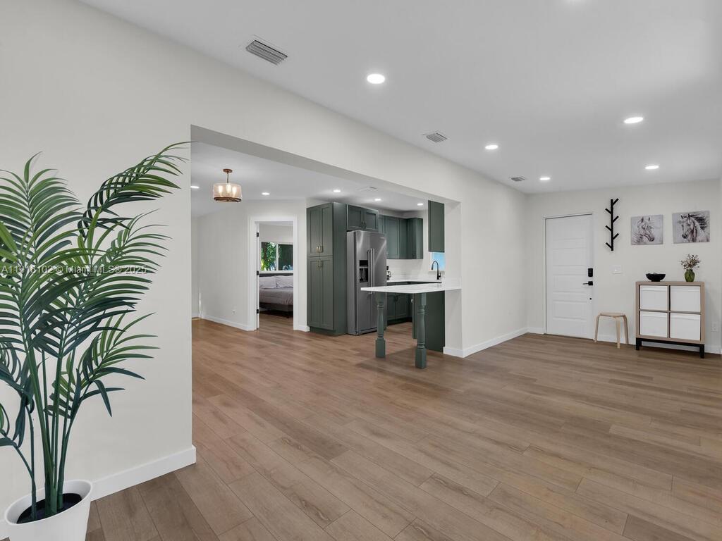 MCGREGOR GROVES - Residential