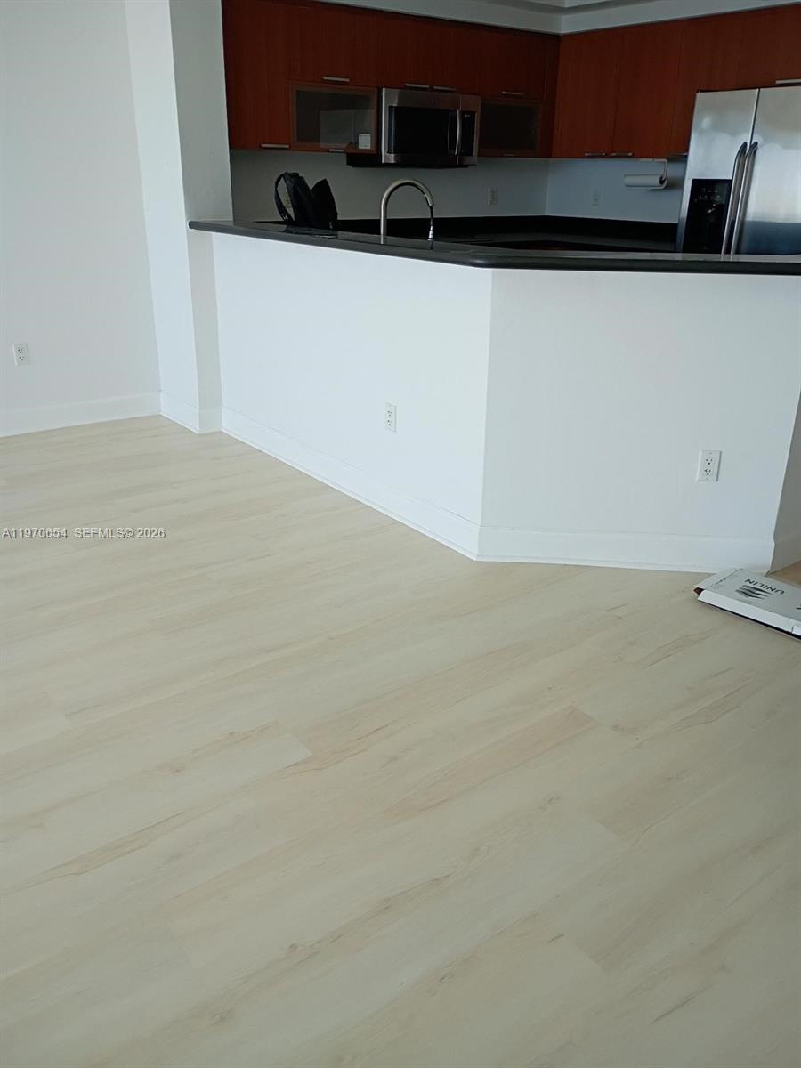 THE OAKS I CONDO - Residential