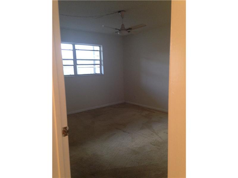 FOURTH GULFSTREAM GARDEN - Residential Lease