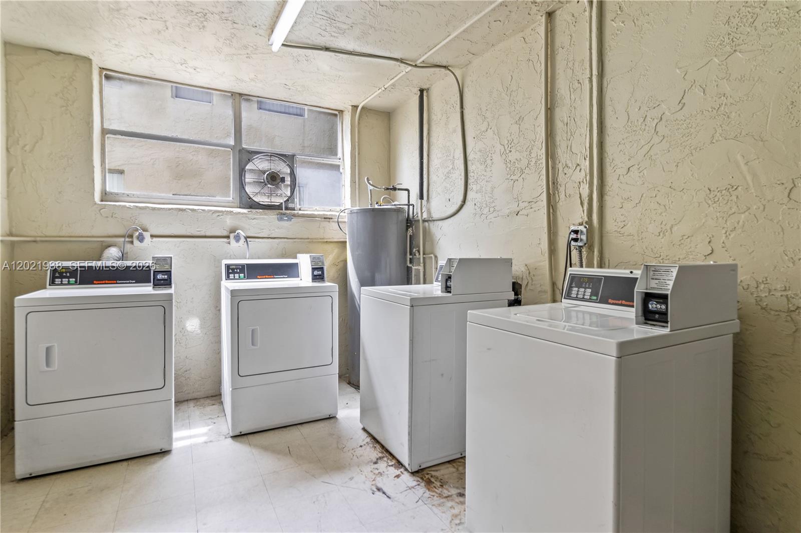 COURTYARDS OF BROWARD COND - Residential