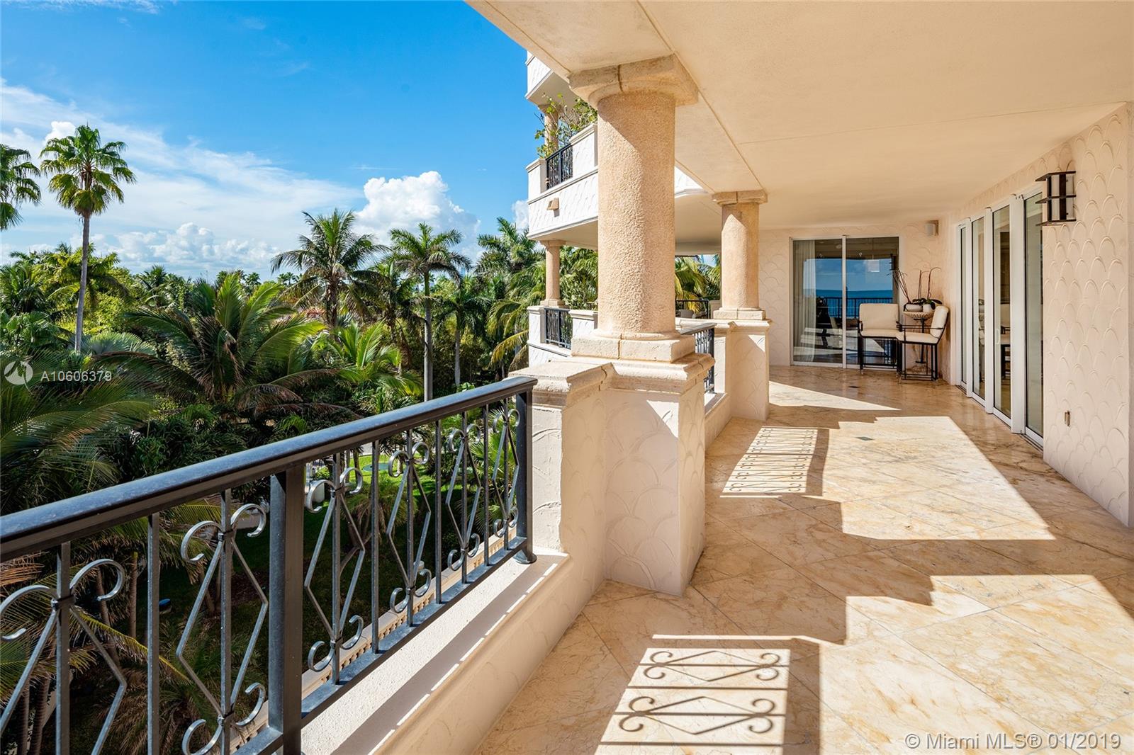7600 OCEANSIDE AT FISHER - Residential
