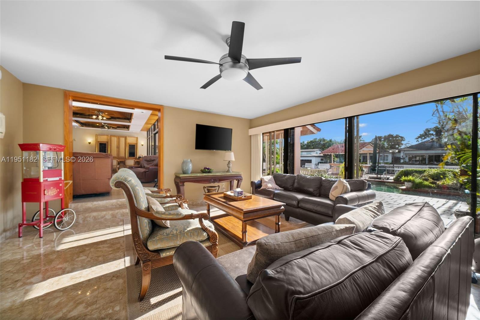 CORAL GABLES RIVIERA SEC - Residential