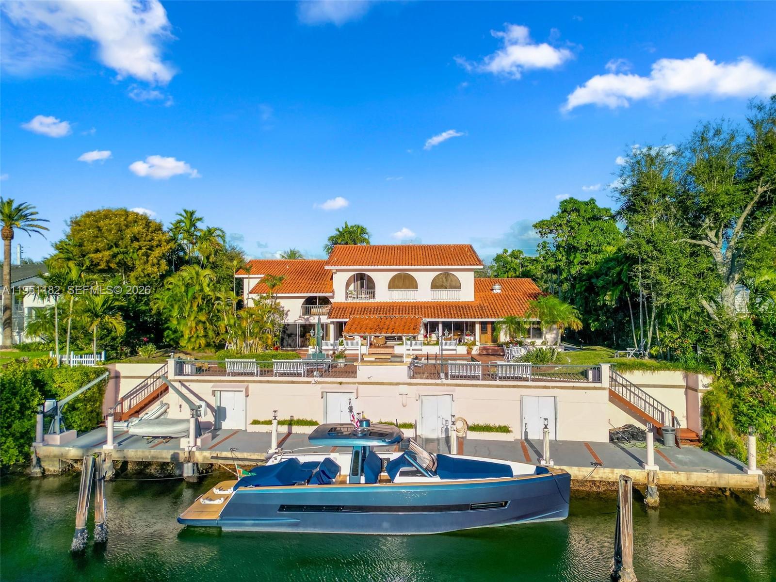CORAL GABLES RIVIERA SEC - Residential