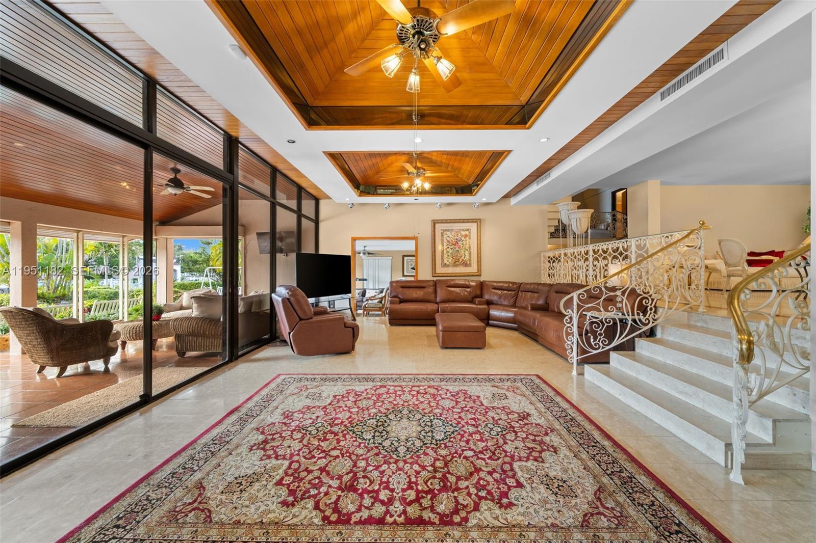 CORAL GABLES RIVIERA SEC - Residential