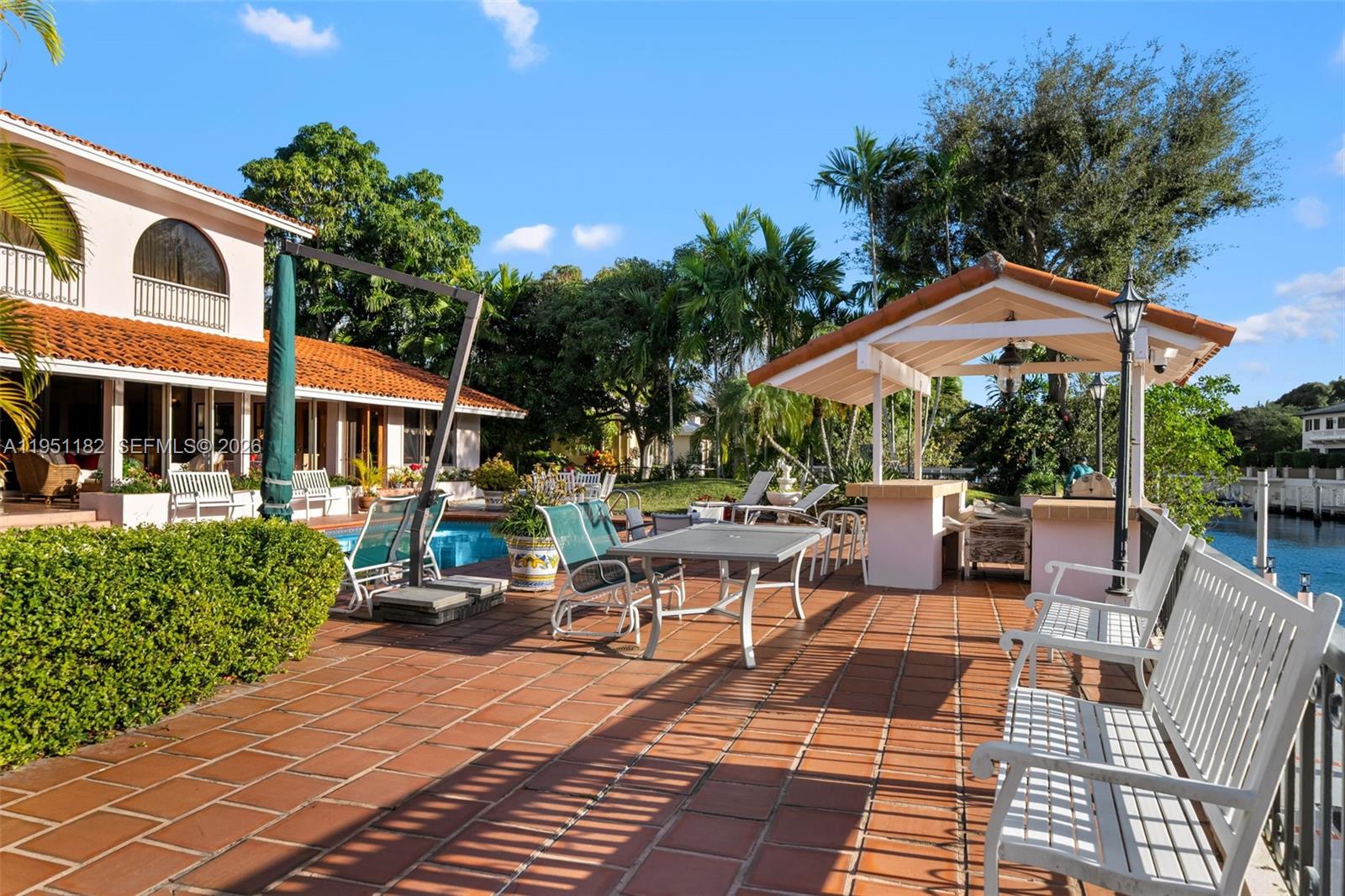 CORAL GABLES RIVIERA SEC - Residential