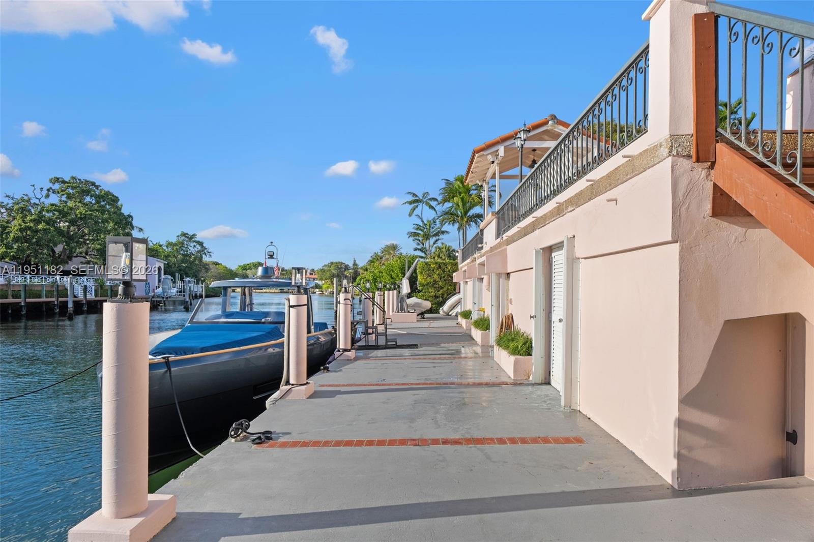 CORAL GABLES RIVIERA SEC - Residential