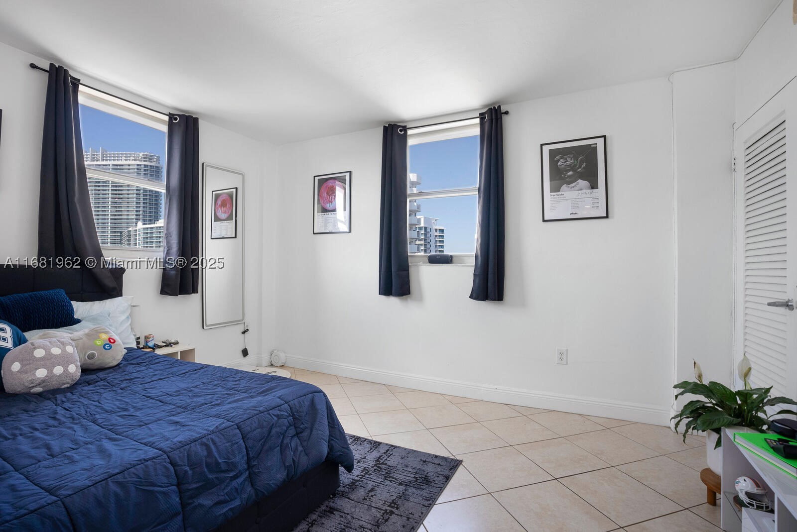 LINCOLN TOWERS CONDO - Residential