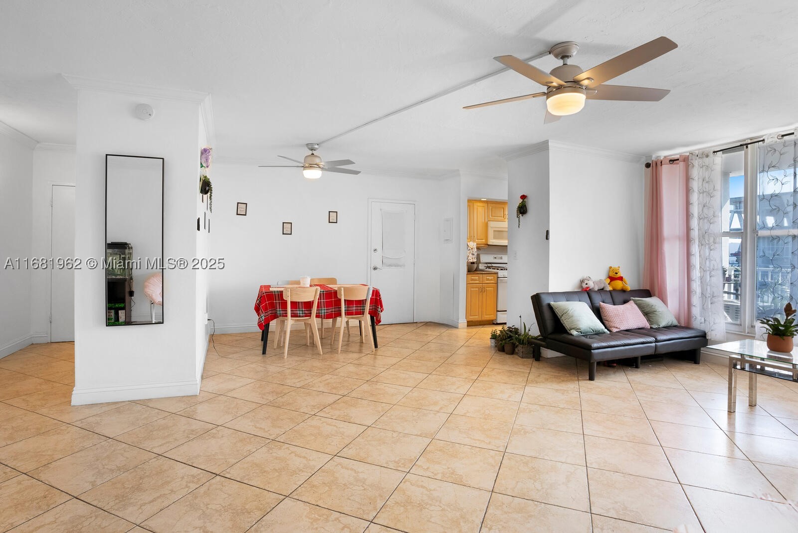 LINCOLN TOWERS CONDO - Residential