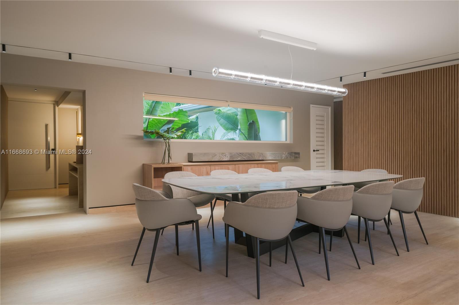 BRICKELLS FLAGLER - Residential
