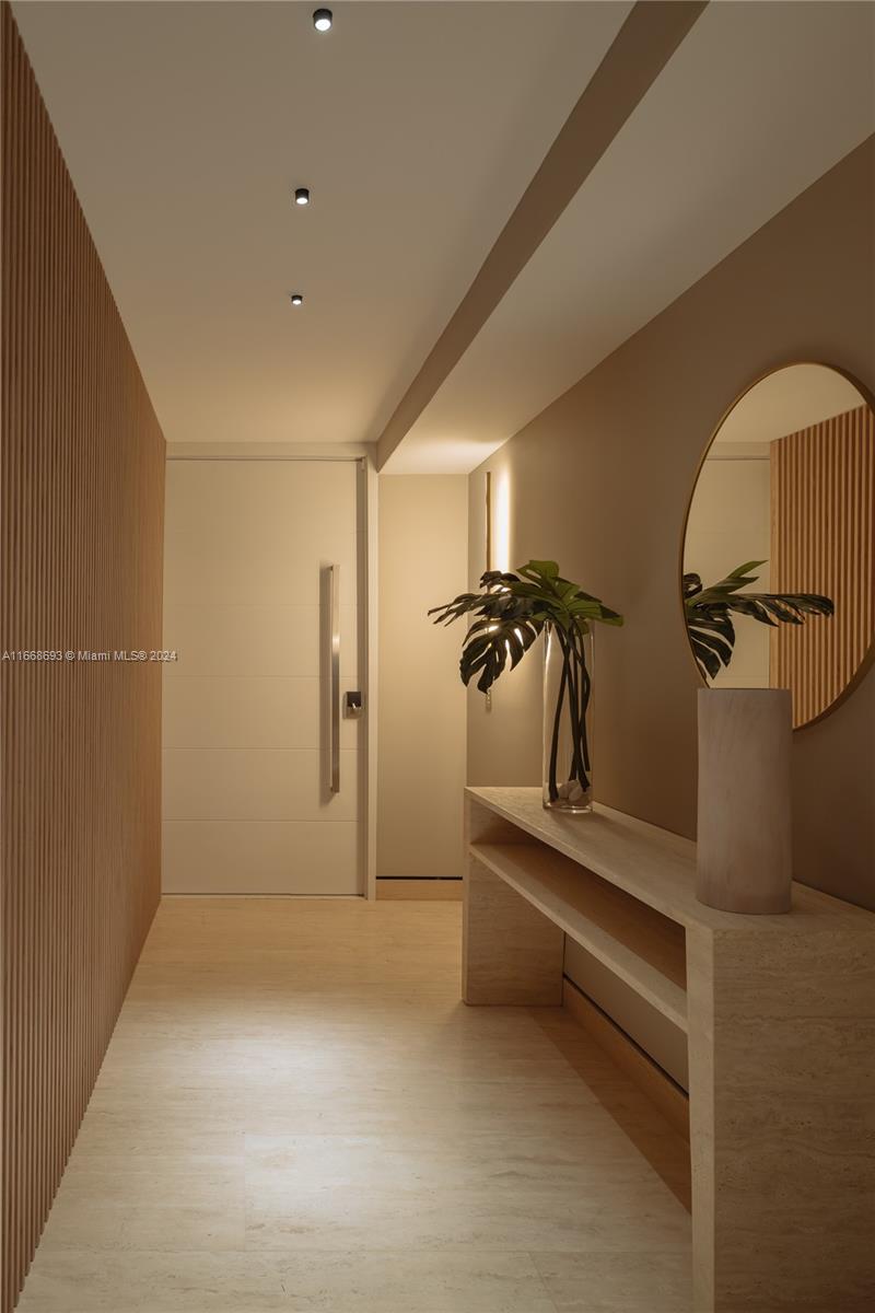 BRICKELLS FLAGLER - Residential