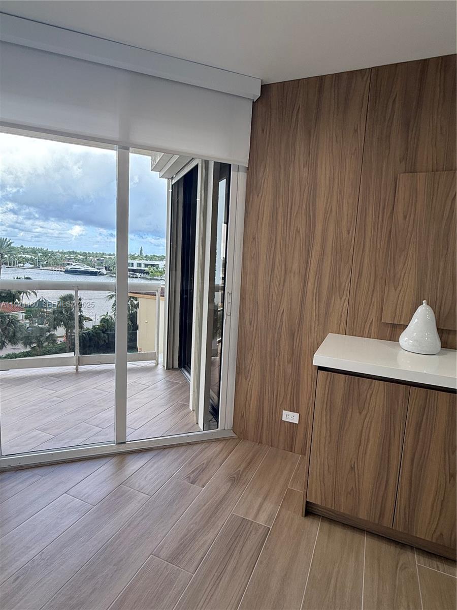 TERRACES NORTH TURNBERRY - Residential