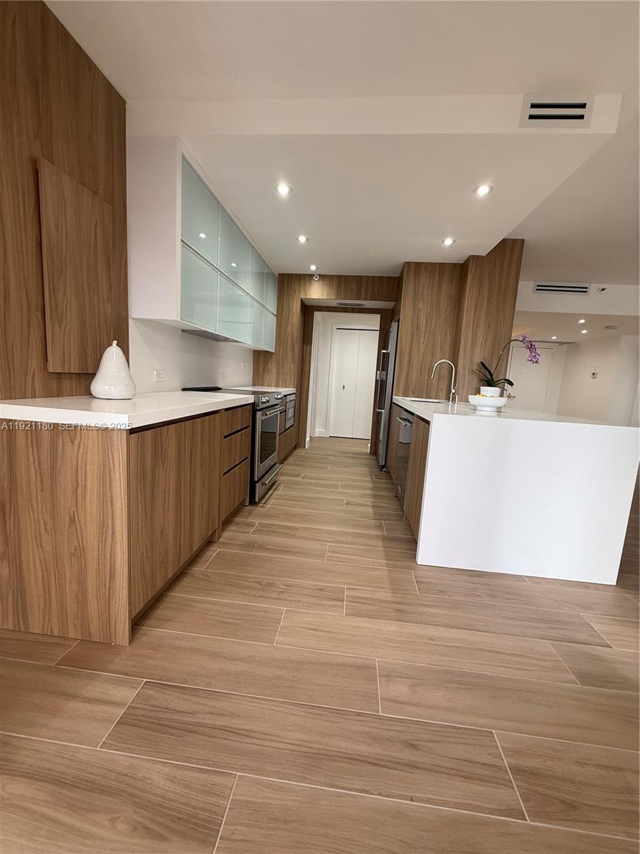 TERRACES NORTH TURNBERRY - Residential