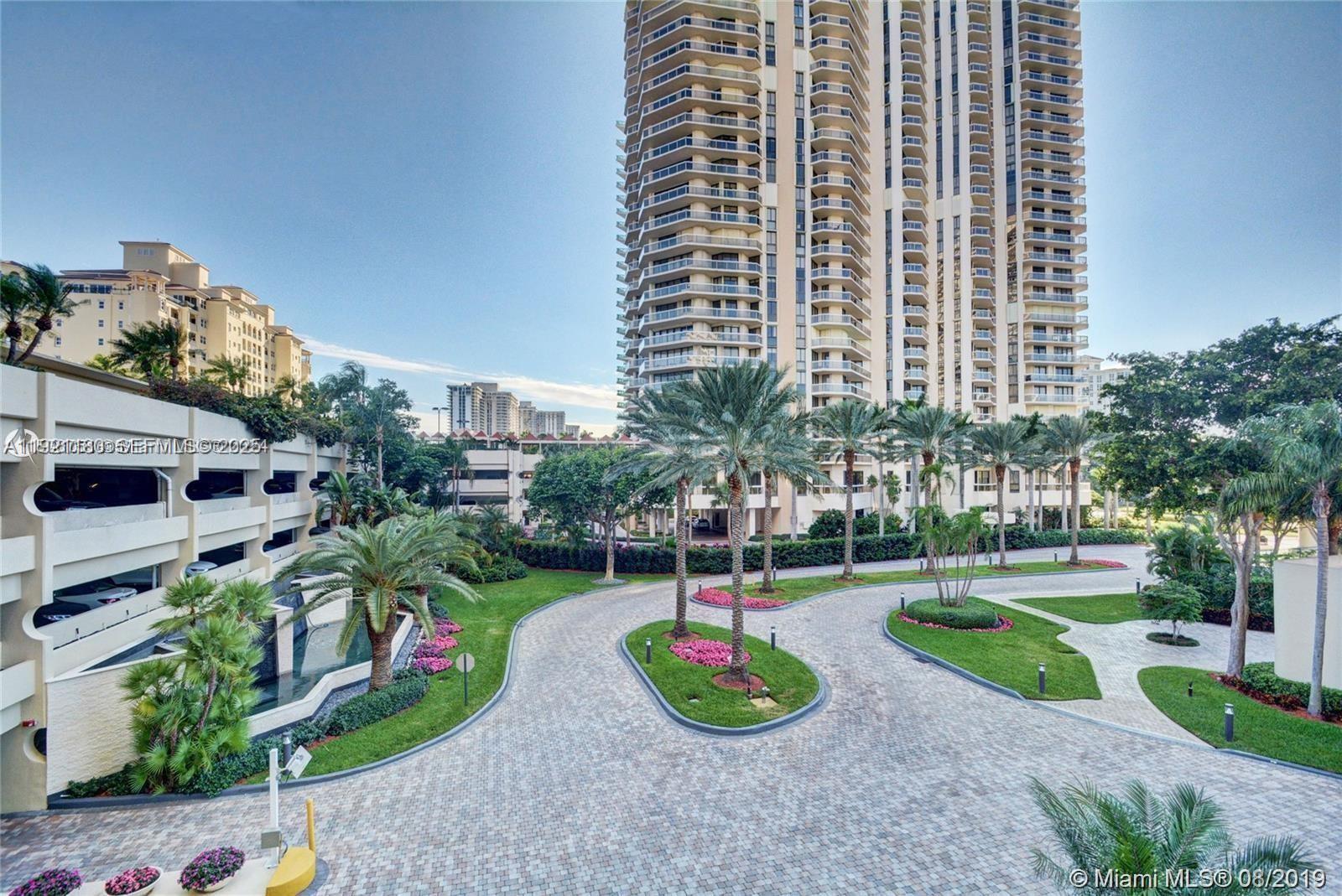 TERRACES NORTH TURNBERRY - Residential