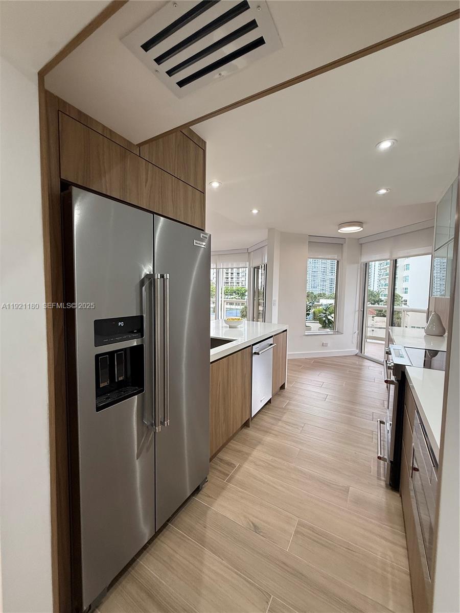 TERRACES NORTH TURNBERRY - Residential
