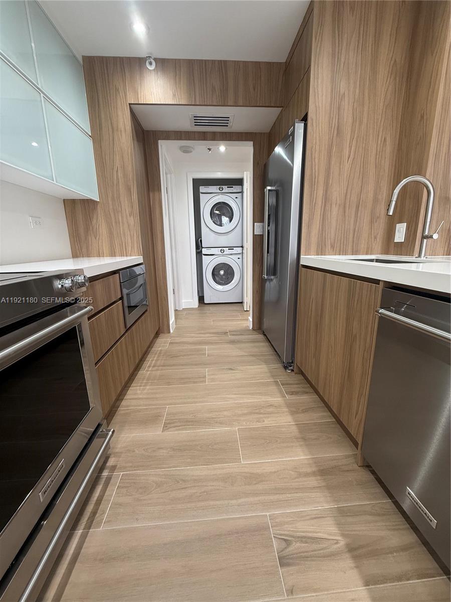 TERRACES NORTH TURNBERRY - Residential