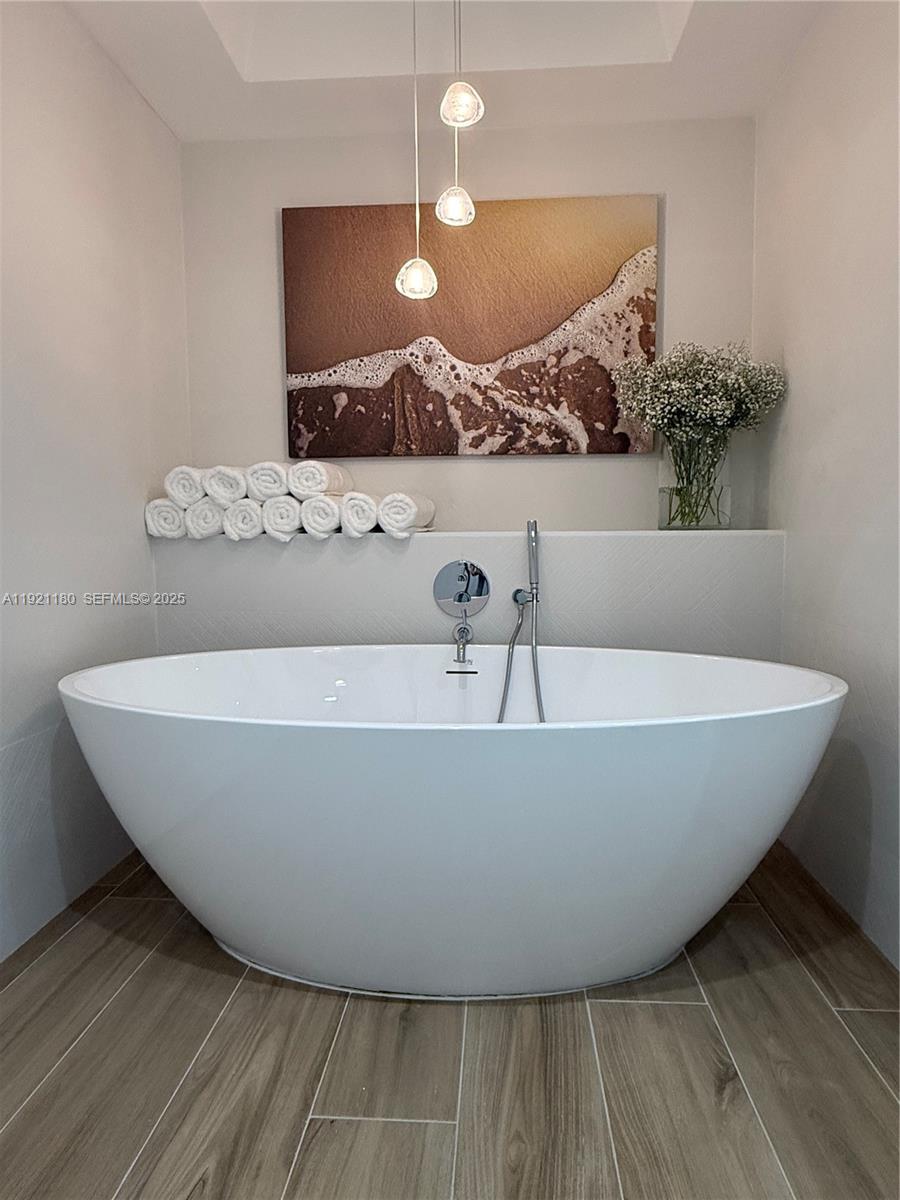 TERRACES NORTH TURNBERRY - Residential