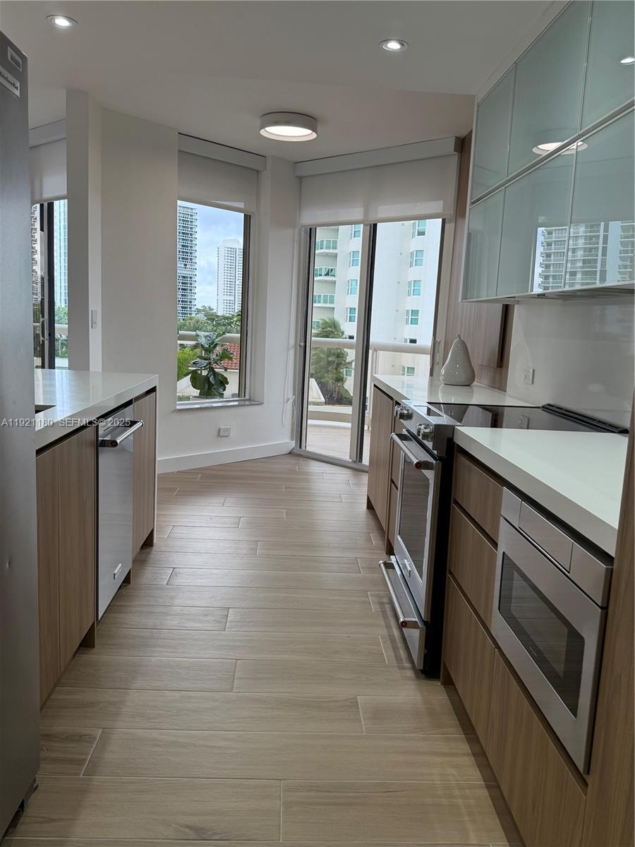TERRACES NORTH TURNBERRY - Residential