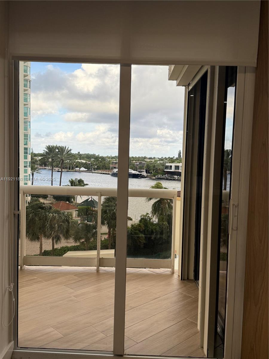 TERRACES NORTH TURNBERRY - Residential