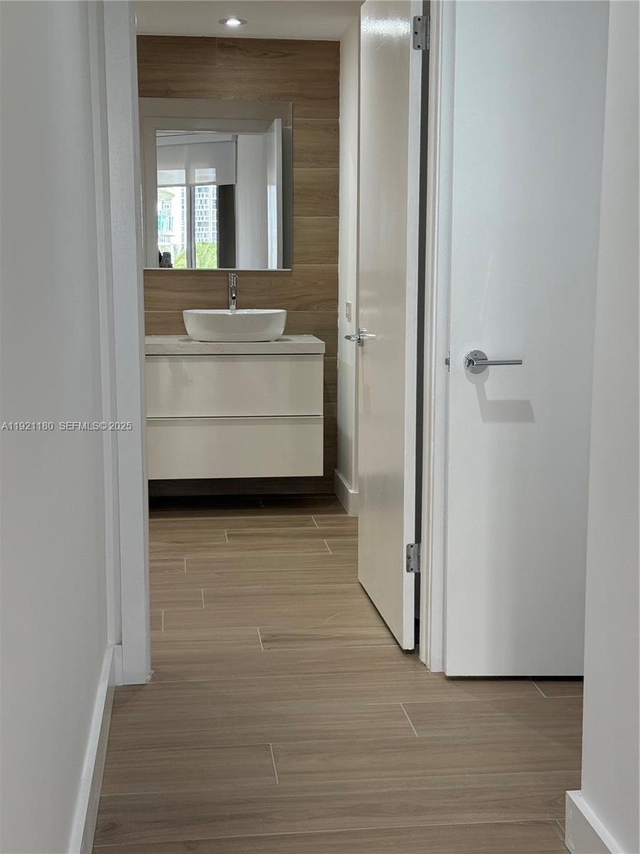 TERRACES NORTH TURNBERRY - Residential