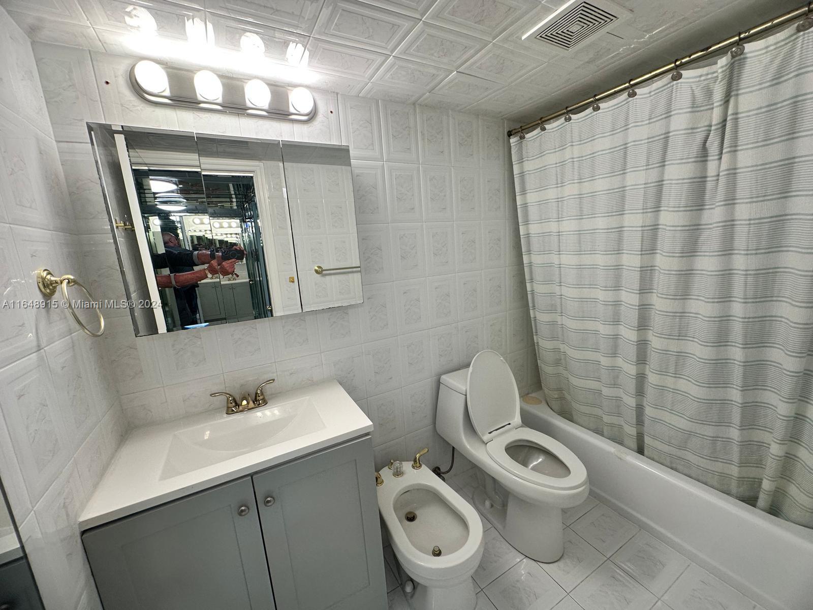 OCEANSIDE PLAZA CONDO - Residential