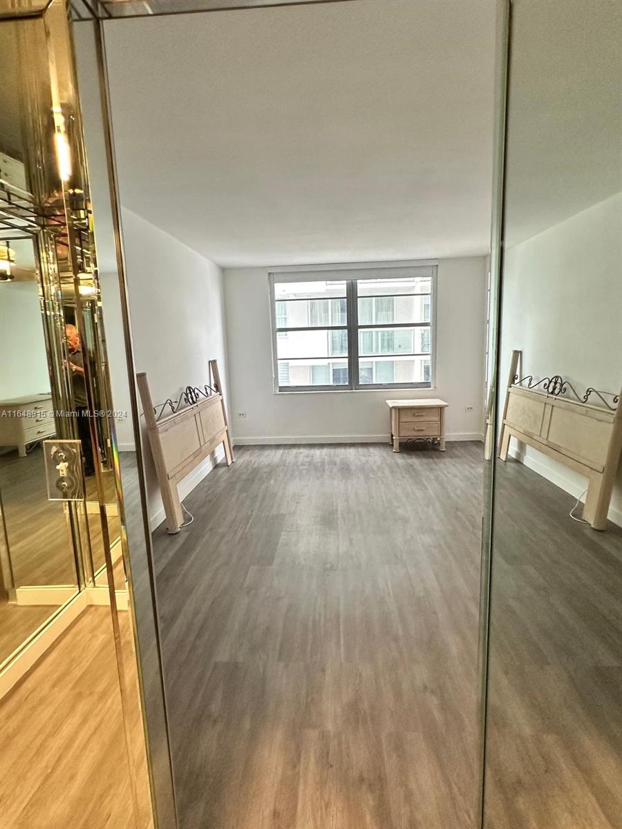 OCEANSIDE PLAZA CONDO - Residential