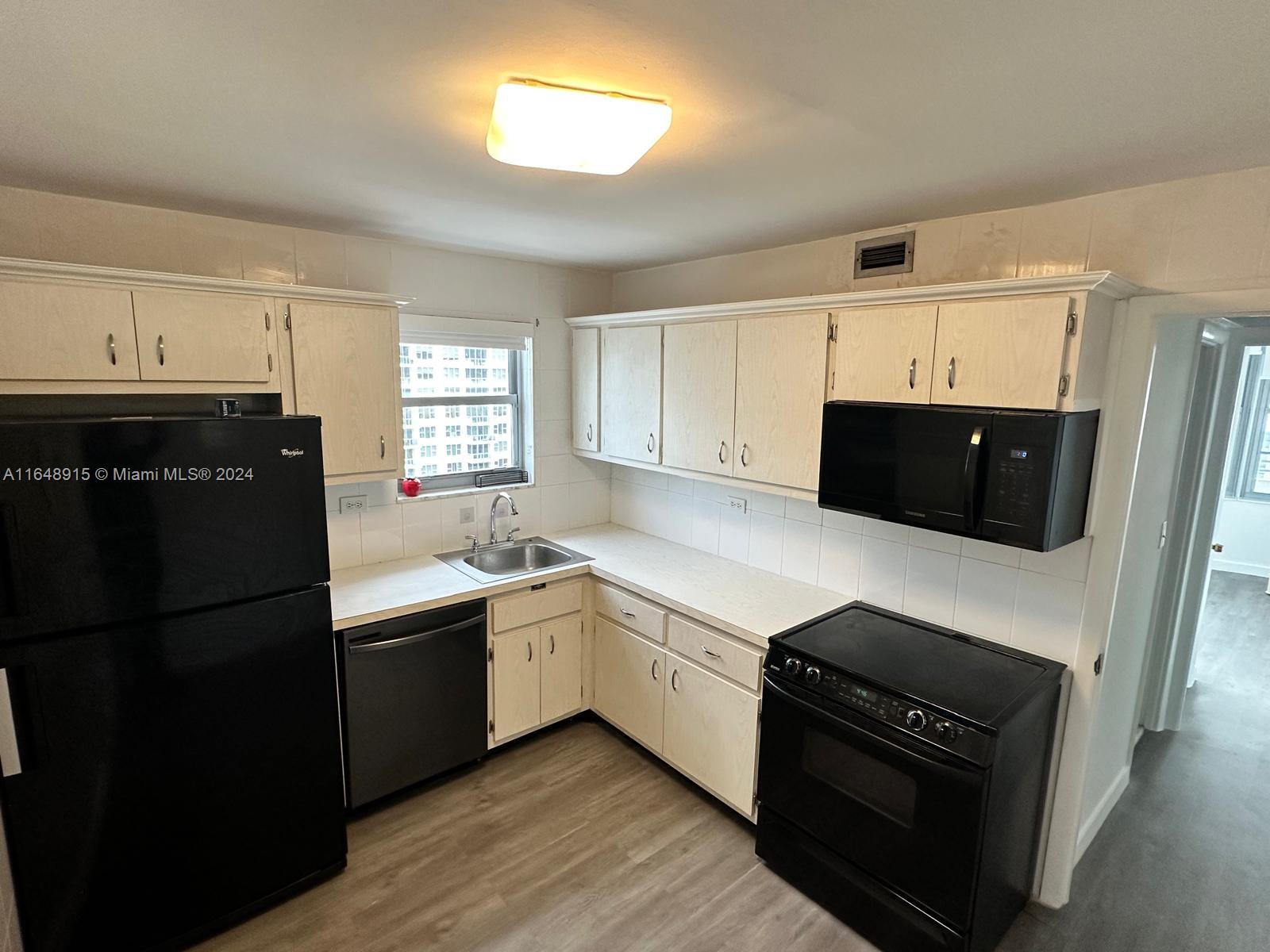 OCEANSIDE PLAZA CONDO - Residential