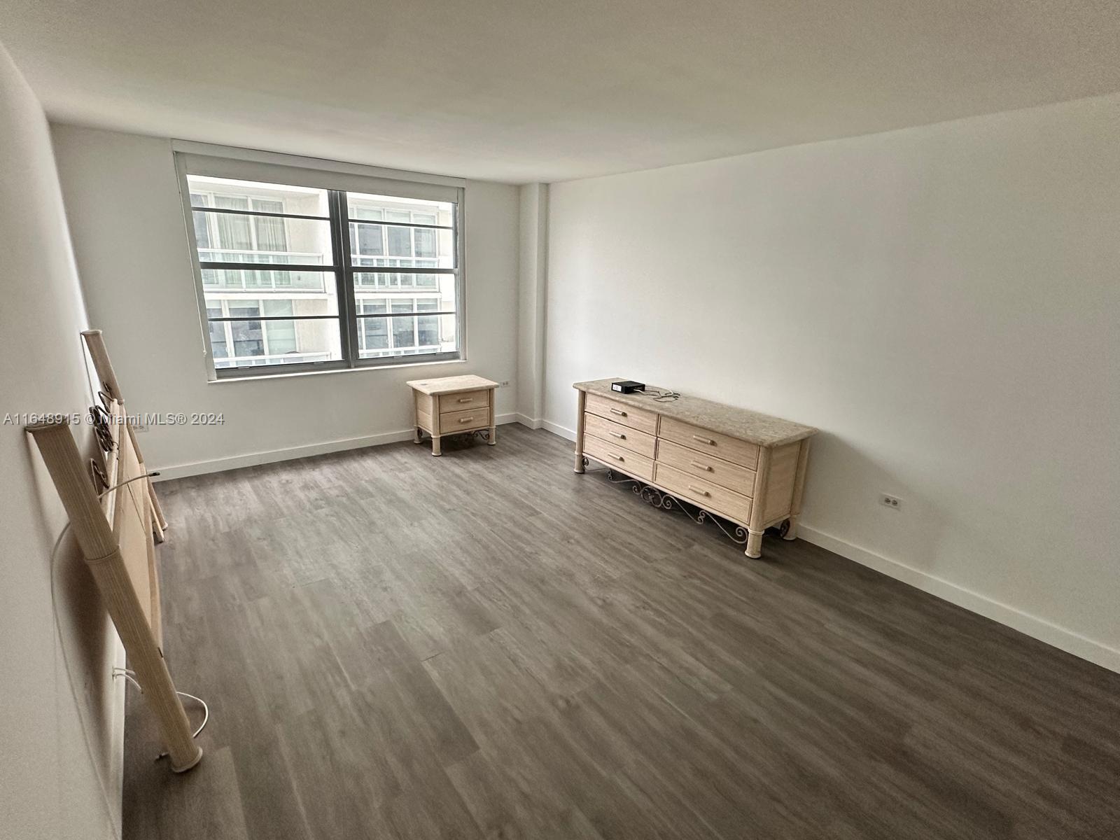 OCEANSIDE PLAZA CONDO - Residential