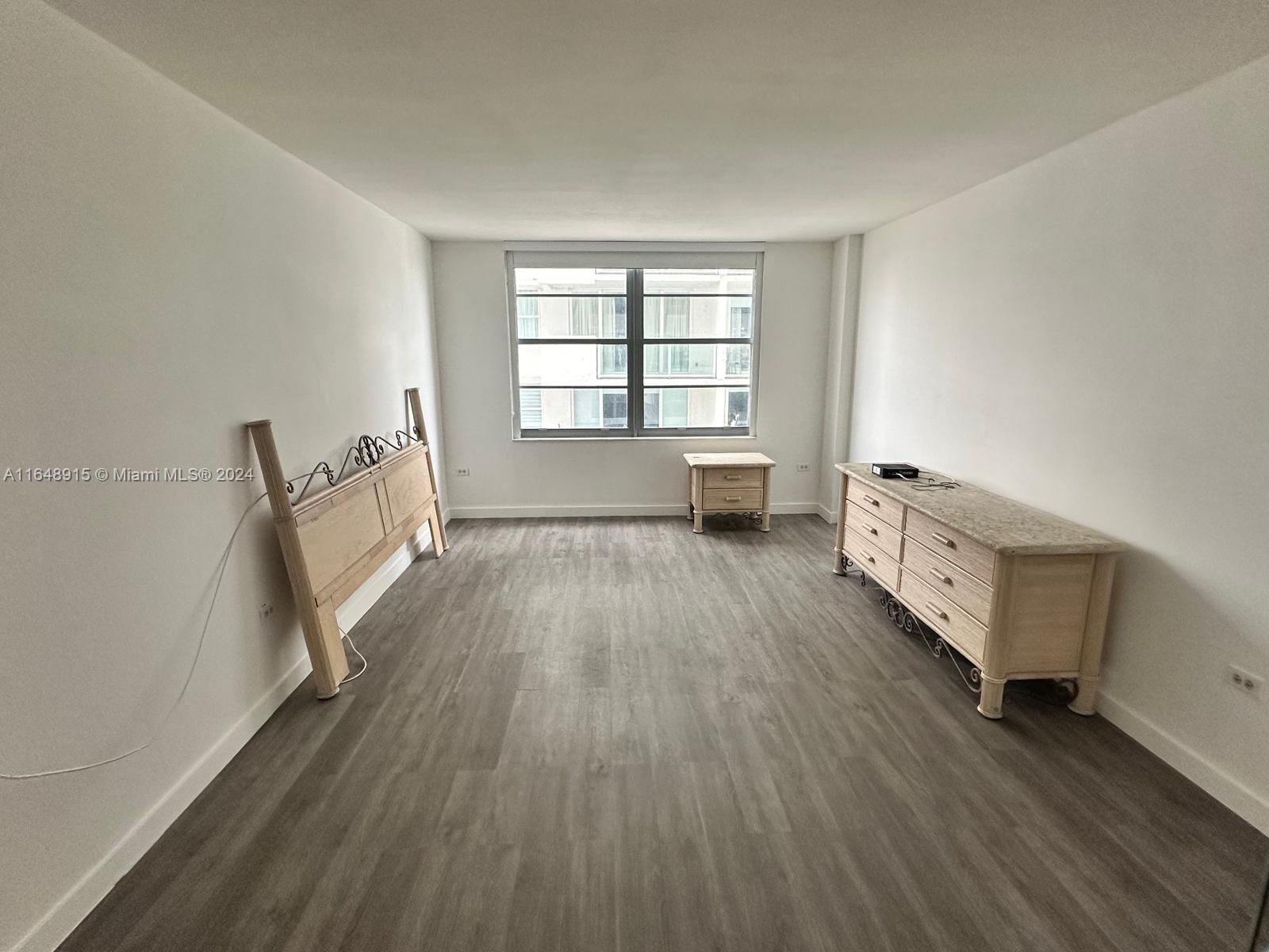 OCEANSIDE PLAZA CONDO - Residential