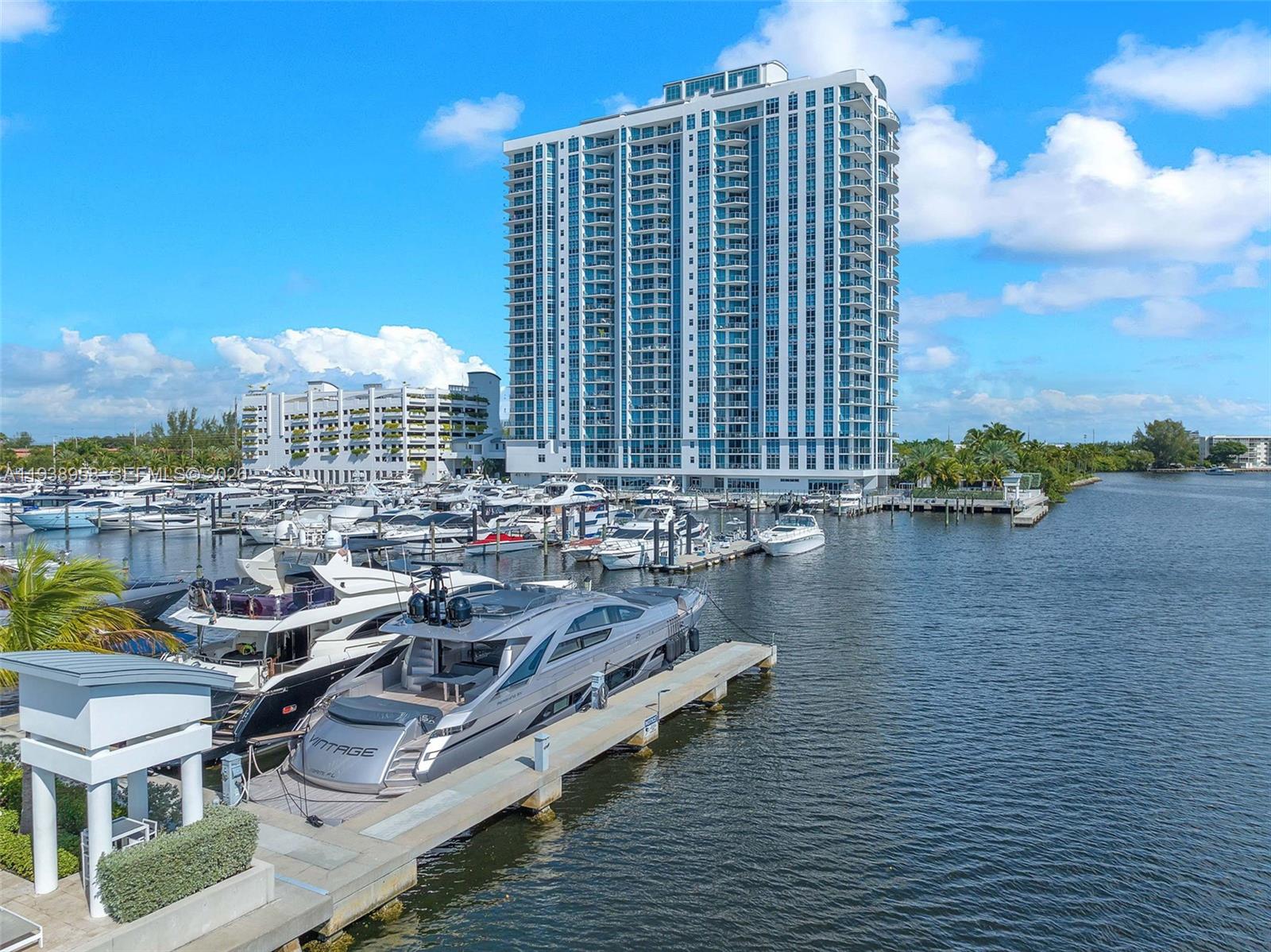 MARINA PALMS RESIDENCES S - Residential