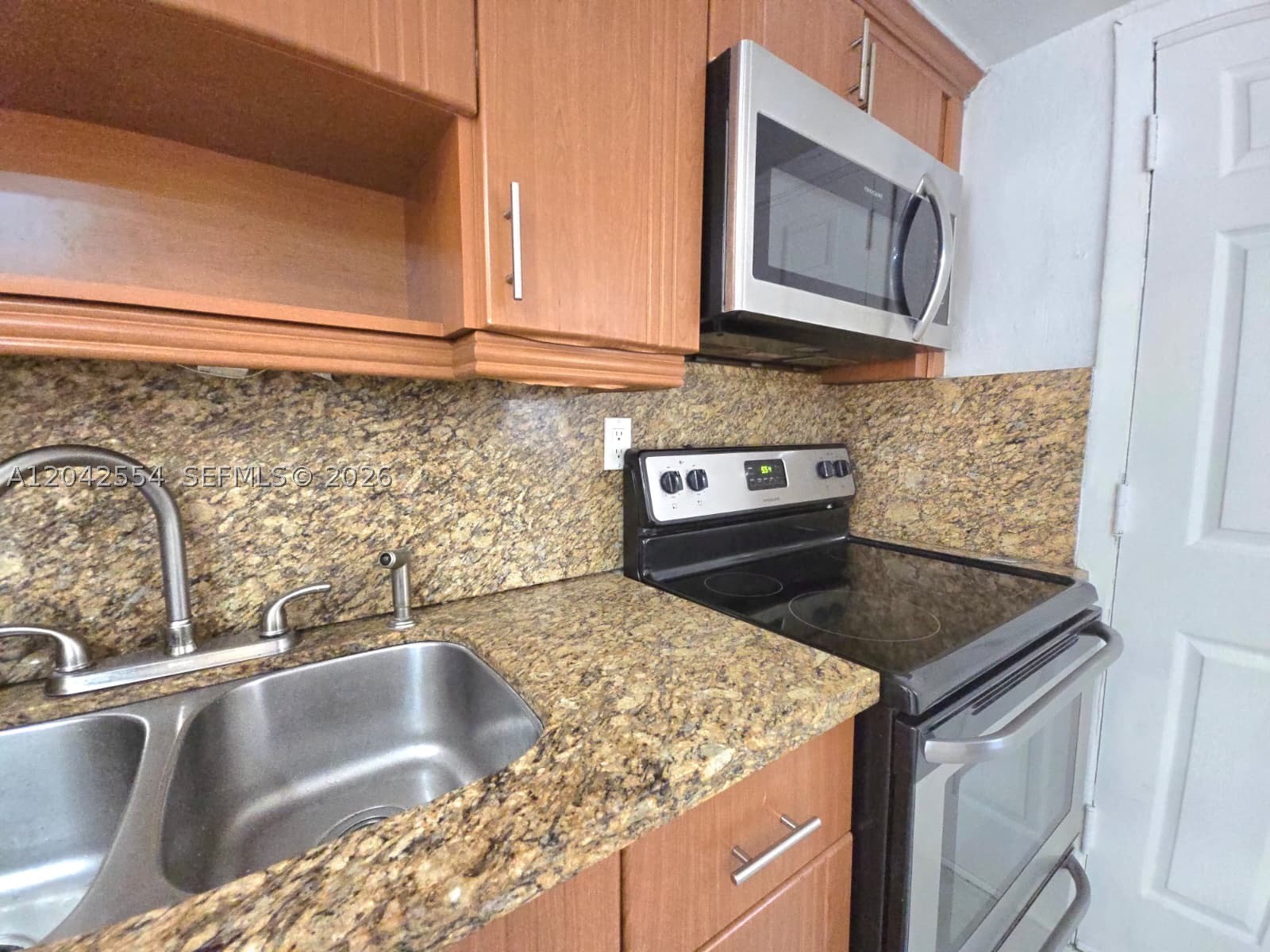 WILDWOOD RIVER VILLAS CON - Residential Lease