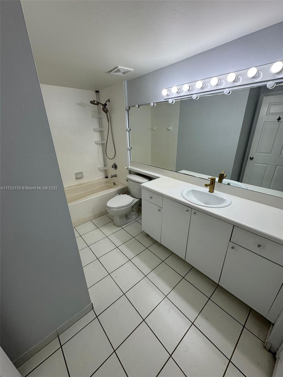 EL-AD RESIDENCES AT MIRAM - Residential Lease