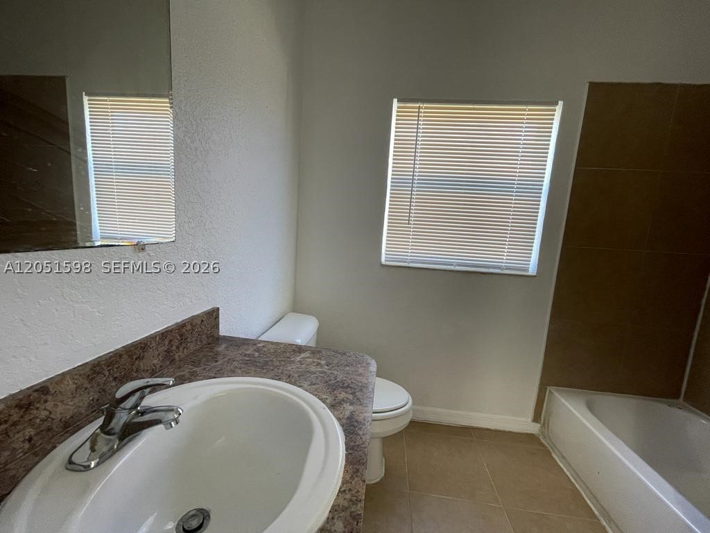 WASHINGTON PARK 5TH ADD - Residential Lease
